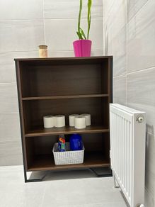 Storage Shelf/Bookshelf