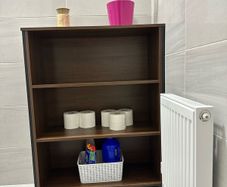 Storage Shelf/Bookshelf