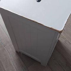 laundry basket / storage