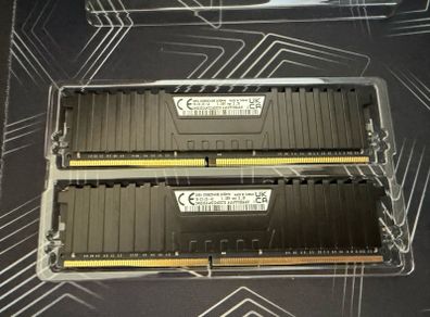 Corsair Vengeance LPX DDR4 RAM 32GB (2x16GB) 3600Mhz CL18 / Micron