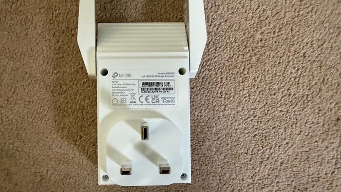 Home networking set up - Netgear switches, TP Link Router, Range Extenders