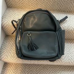 Diaper bagpack skip hop