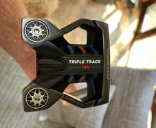 Odyssey Triple Track putter