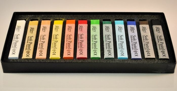 Gallery by Mungyo: Artist's Soft Pastels (12 Multicolour)