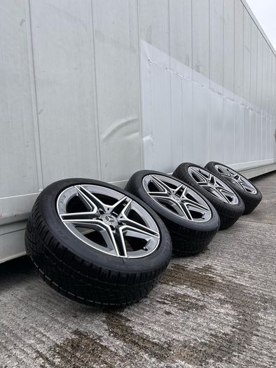 Genuine Mercedes AMG 18" Alloy Wheels - Continental Tyres