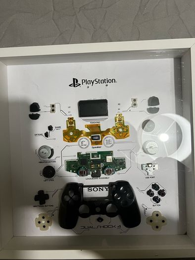 Gamepad Teardown Frame Art Handmade (Amateur)