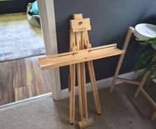easel stand