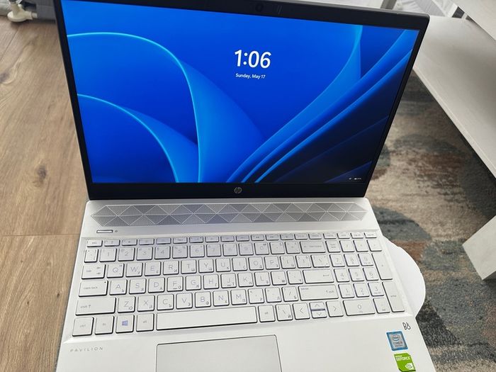 HP Pavilion 15