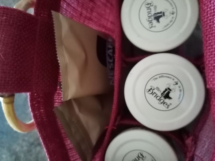8 mini glass jar in caddy bag