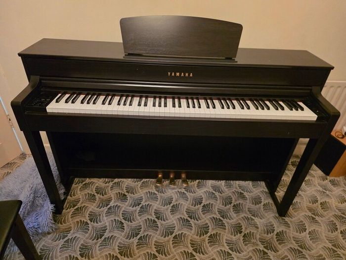 Yamaha Clavinova CLP-535