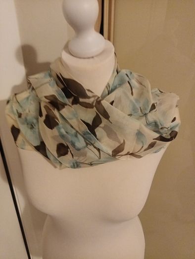 scarf