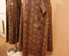 Women's Skirt NWT SIZE 16