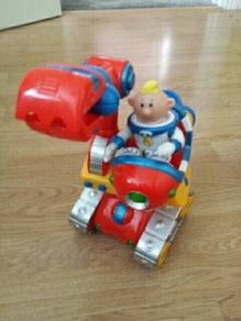 Lunar Jim space mobile