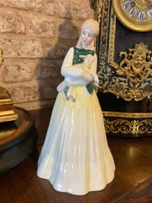 Royal Doulton figurine "Springtime "