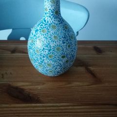 New vase Hobart and Mays