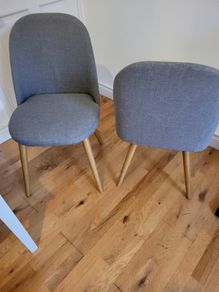 4 Dining chairs