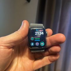 Apple Watch SE 1st Gen - 40mm space grey aluminium