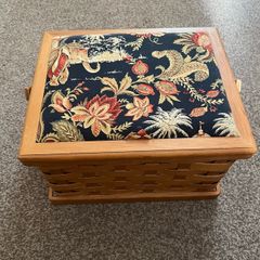 sewing box with sewing accessories