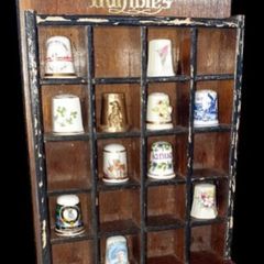 Vintage Thimble Display Rack With 12 Thimbles