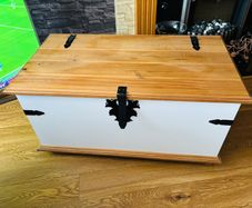 White Chest
