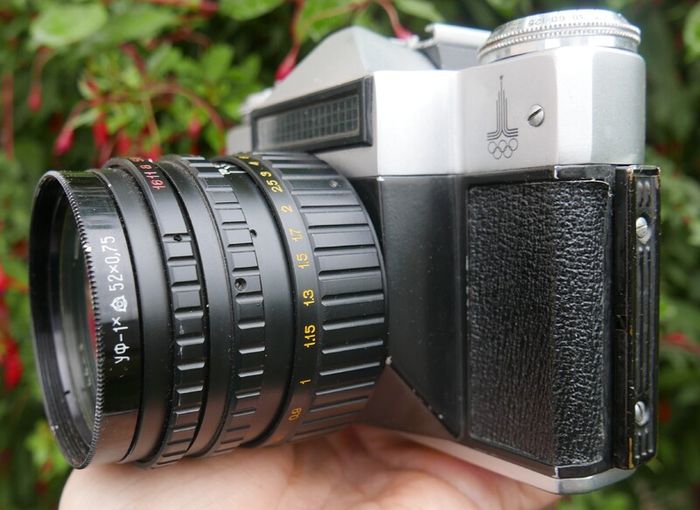 Vintage  Zenit E Point And Shoot Film Camera Silver Tested
