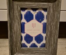 Grey wooden frame 10 x 15 cm