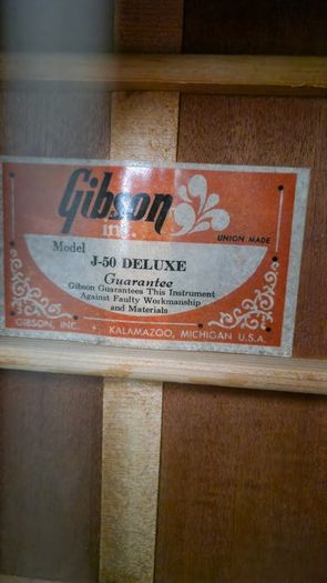 Gibson J50