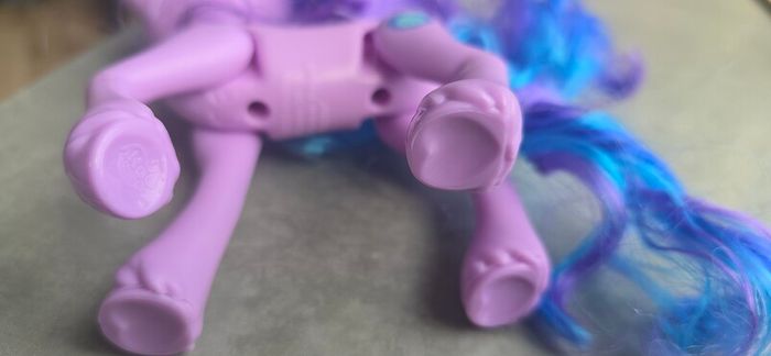 Izzy Moonbow HTF 6inch Rainbow Celebration Amazon US Exclusive MLP G5 My Little Pony 2023