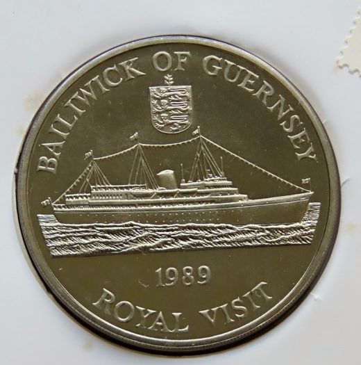 Guernsey Rare Two Pounds 1989 Royal Yacht Britannia first day stamp cover