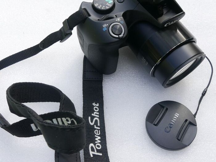 Canon PowerShot SX540 HS Bridge Camera 20MP 50x Optical Zoom Y2K Style Compact Photography Superzoom with Bag and Charger, SD 16Gb