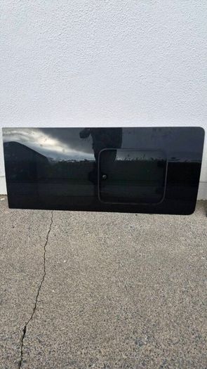 2025 Ford Custom windows