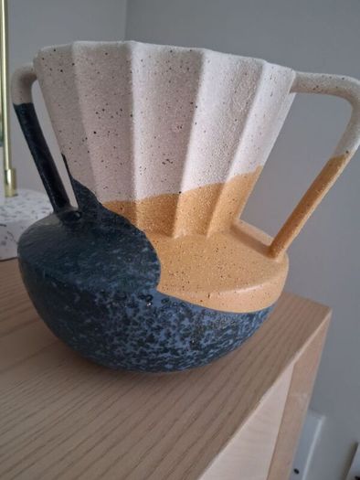 Decorative pottery