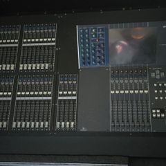 Yamaha M7CL-48 mixer