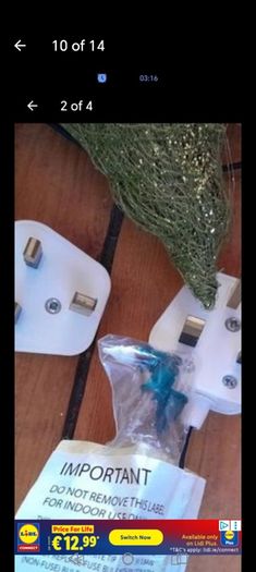 2 plugin Christmas tree decorations