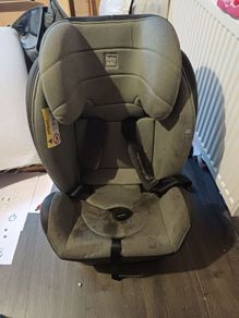 Free Childs car seat. 0 to 18kg