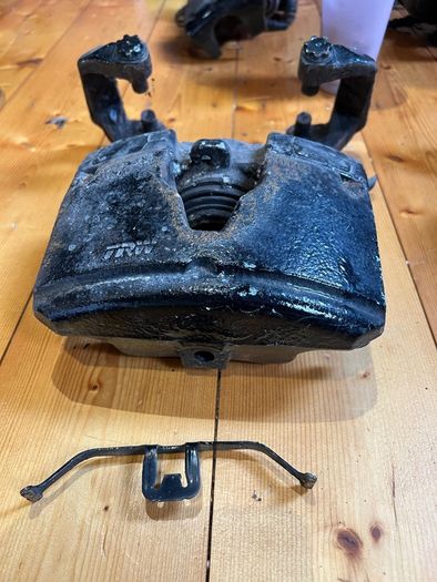 audi a5 brake calipers