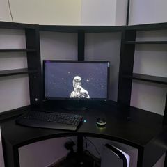 Ikea Micke Corner desk - Excellent Condition- Ideal Gaming Setup