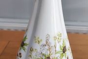1970s Vintage Royal Tara Fine Bone China Small Flower Bud Vase