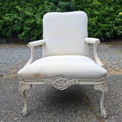 Vanity bedroom chair