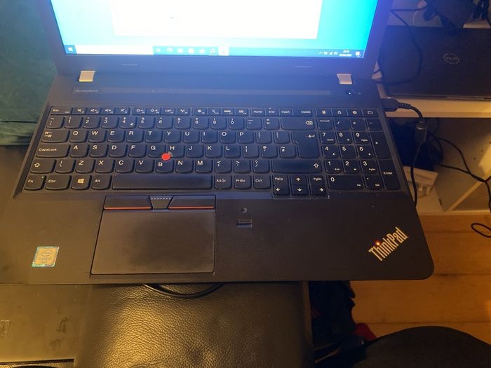 Lenovo E560