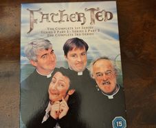 Father Ted dvd complete boxset