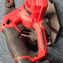 Milwaukee M12 saw & battery Image 9