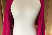 Unusual fushia pink cardigan one size
