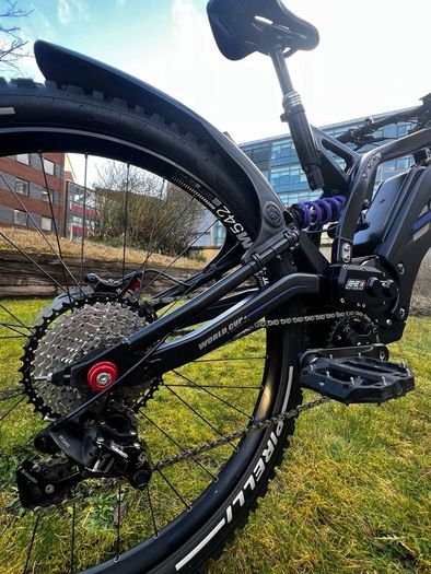 E-Downhill bike  Sam Venom 2.020