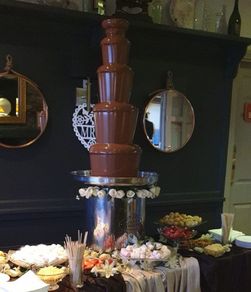 Chocolate Fountain Giles & Posner
