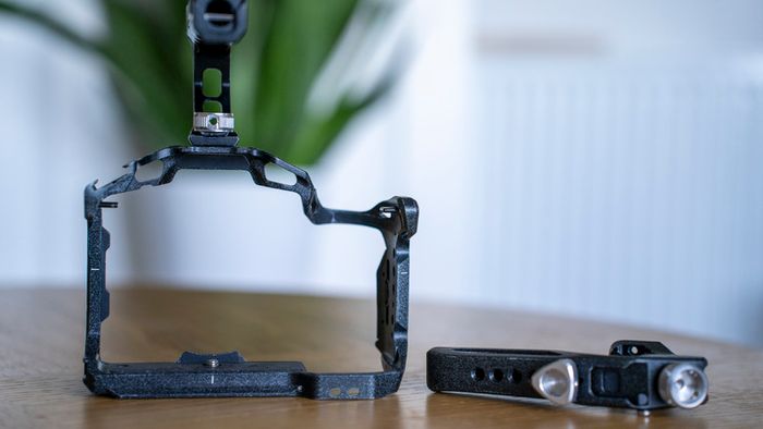 Smallrig 3234B Black Mamba Cage and top handle for Canon EOS R5 C / R5 / R6