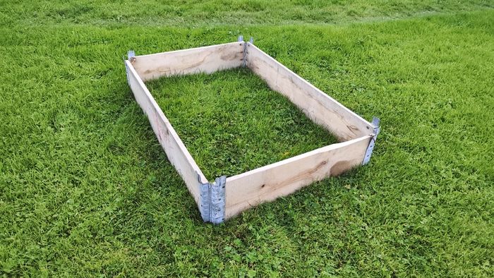 Wooden Raised Bed Planters