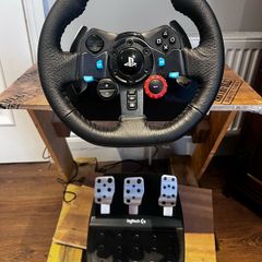 Logitech G29 PlayStation Steering Wheel and Pedals
