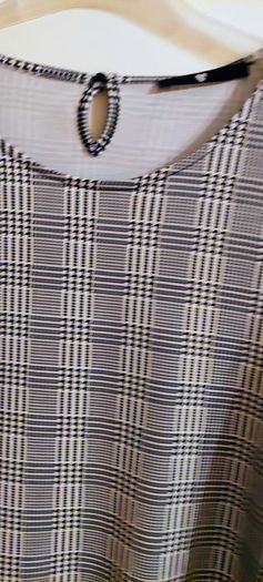 Elegant check Top