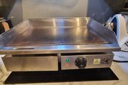 electric griddle , plancha, flattop